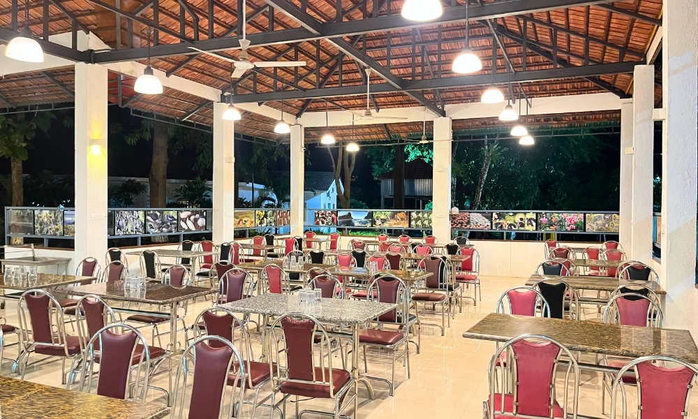 Covered Dining Hall Setup
