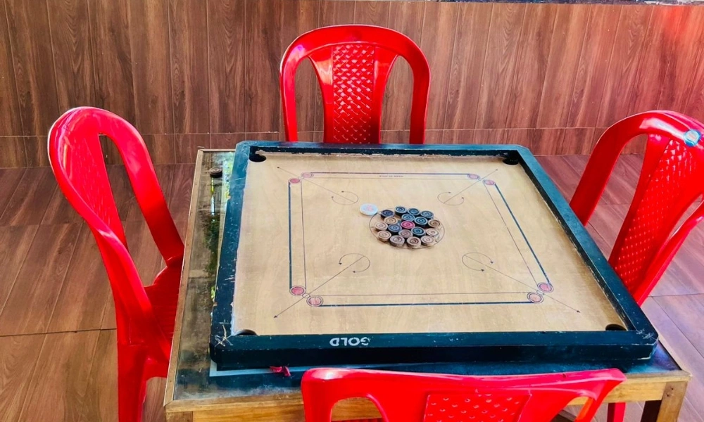 Carrom Indoor Game Table