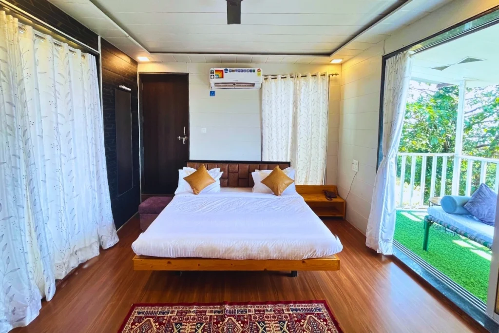 Hornbil Cottage 5Bhk Villa
