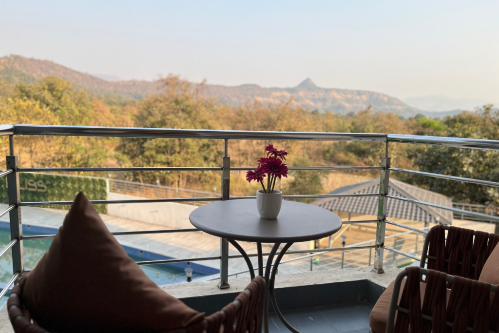 Book Comfortable Rooms & Relaxing Farm Stay Rooms for Your Perfect Getaway