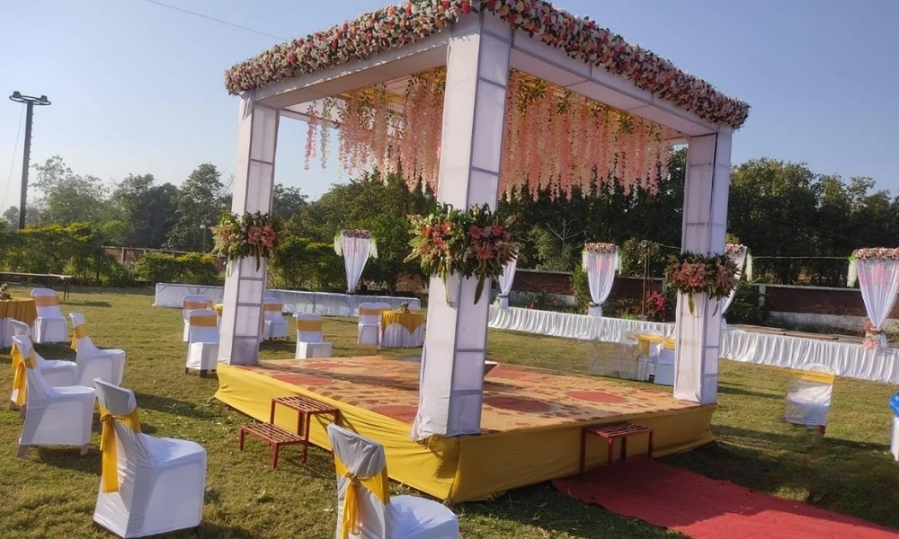 Outdoor Wedding Mandap Setup