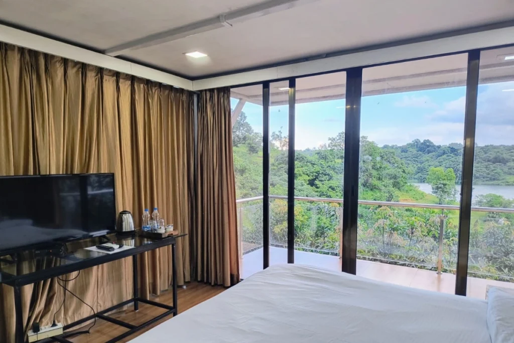 Regal Suites