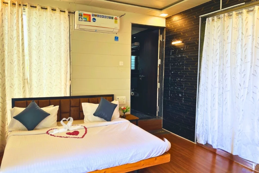 Hornbil Cottage Room Couple Special