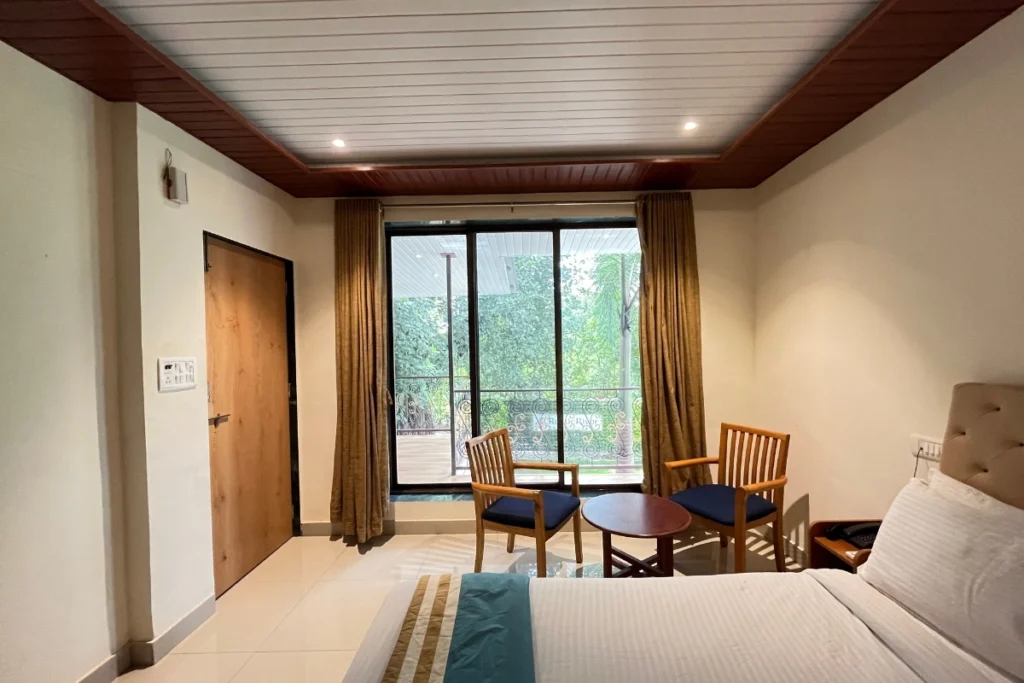 Dolphin Villa - Room