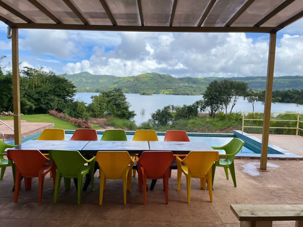 Outdoor Dining with Pool & Lake View