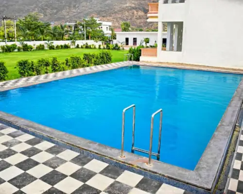 Luxury Private Farmhouse Stay