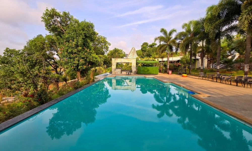 Infinity Swimming Pool