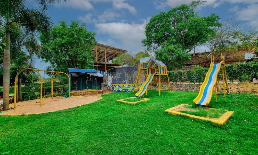 Open Lawn Seating