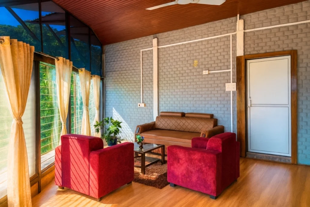 Lake View Cottages - Hall Area