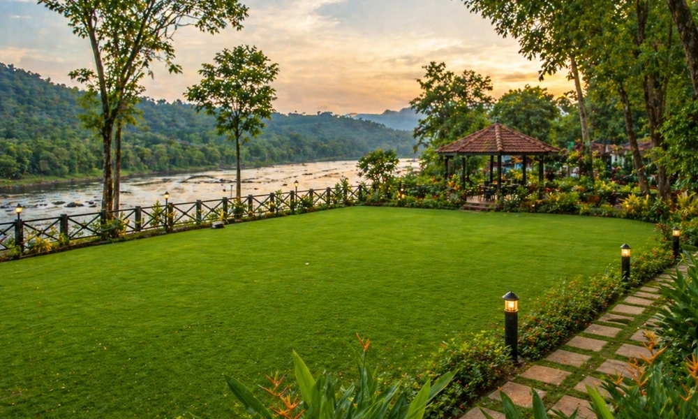 Riverside & Garden View