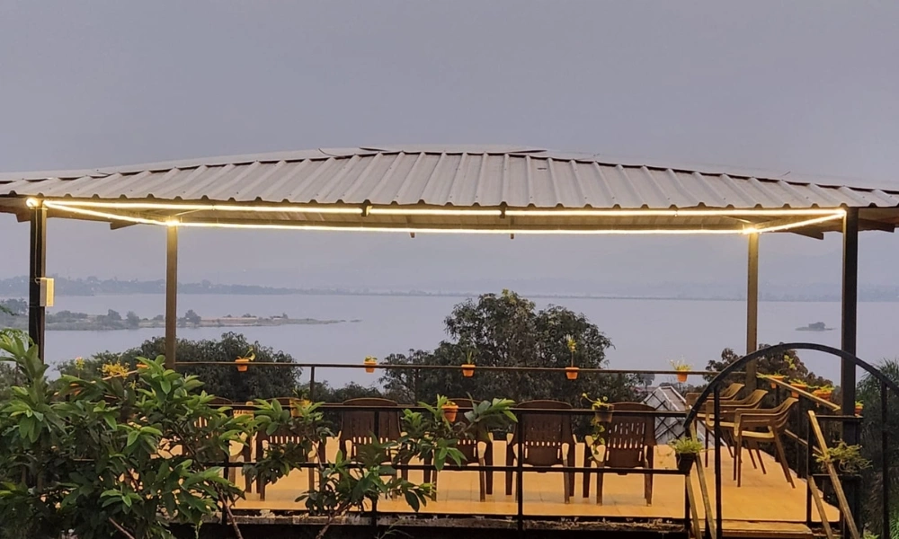 Rooftop Seating