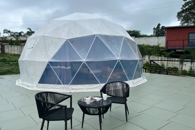 Couple Chill-Out Area