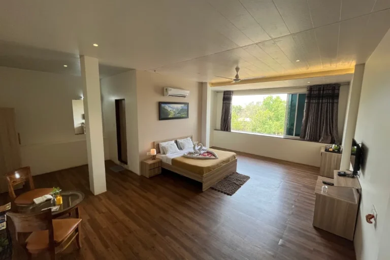 Super Deluxe Room