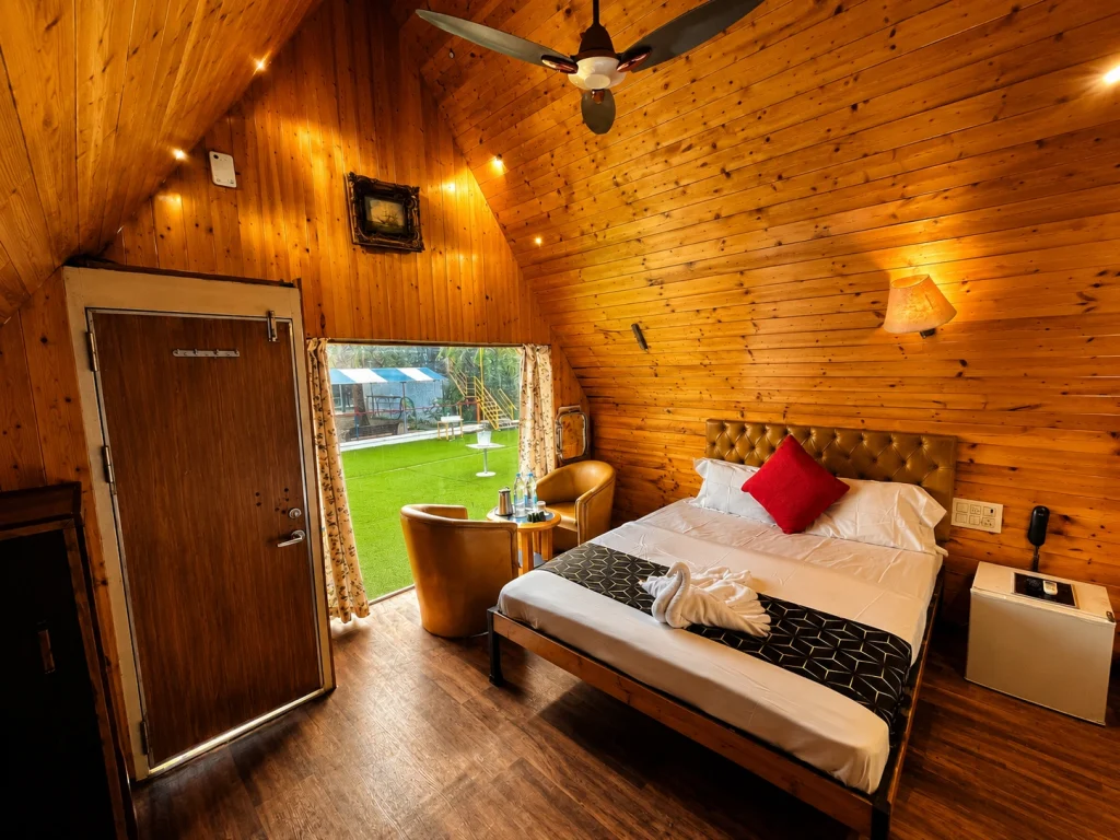 Book Comfortable & Relaxing Stay Rooms for Perfect Getaway